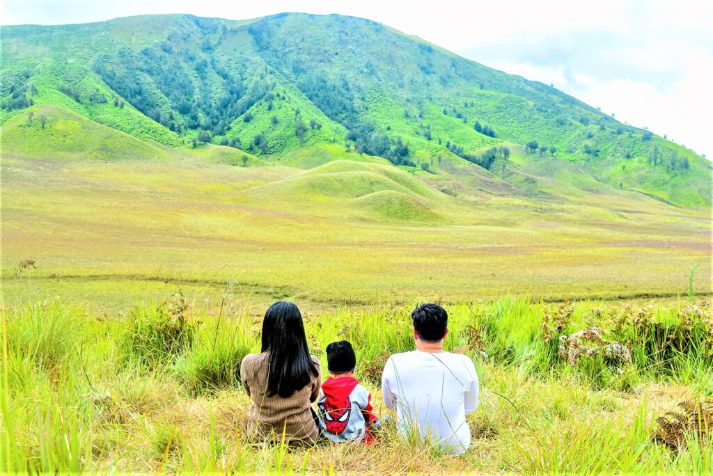 savanna dan bukit teletubies bromo