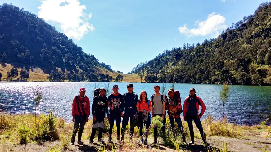 Paket Wisata Camping Ranu Kumbolo